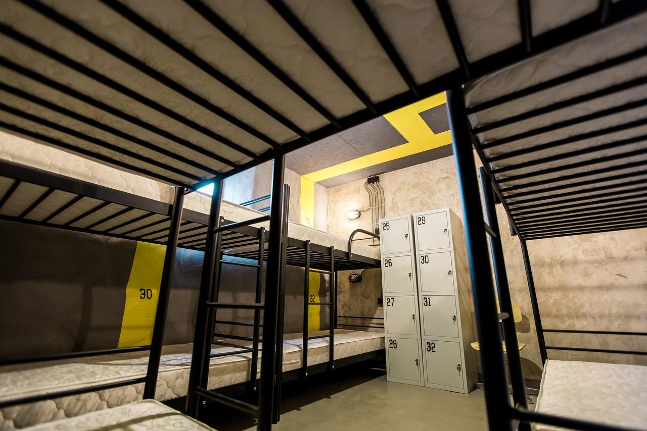 Хостел Lviv Loft Prison Экстерьер фото